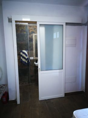 Cristalería Arona puertas y ventanas 2