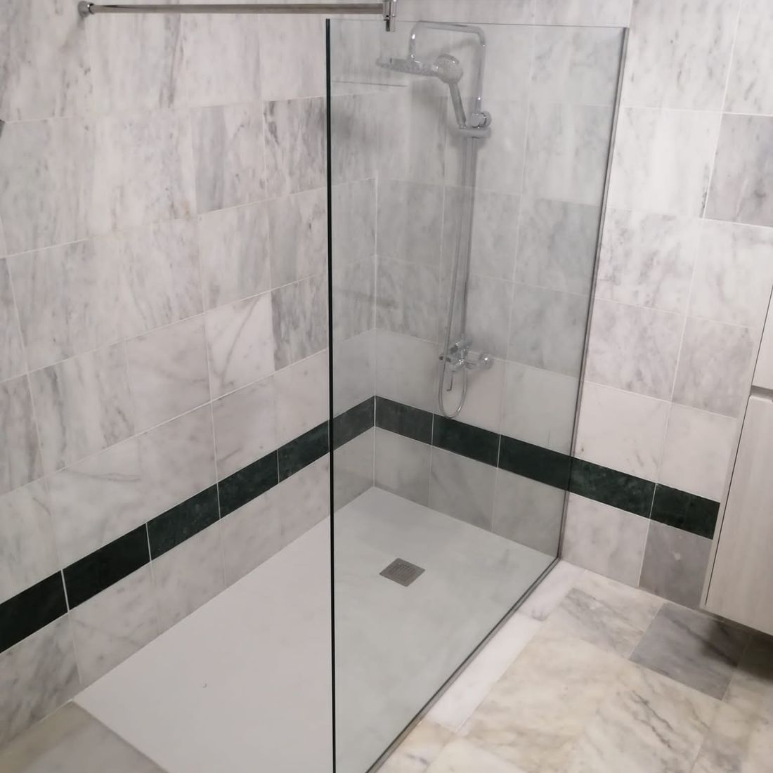 Cristalería Arona mamparas de baño 9