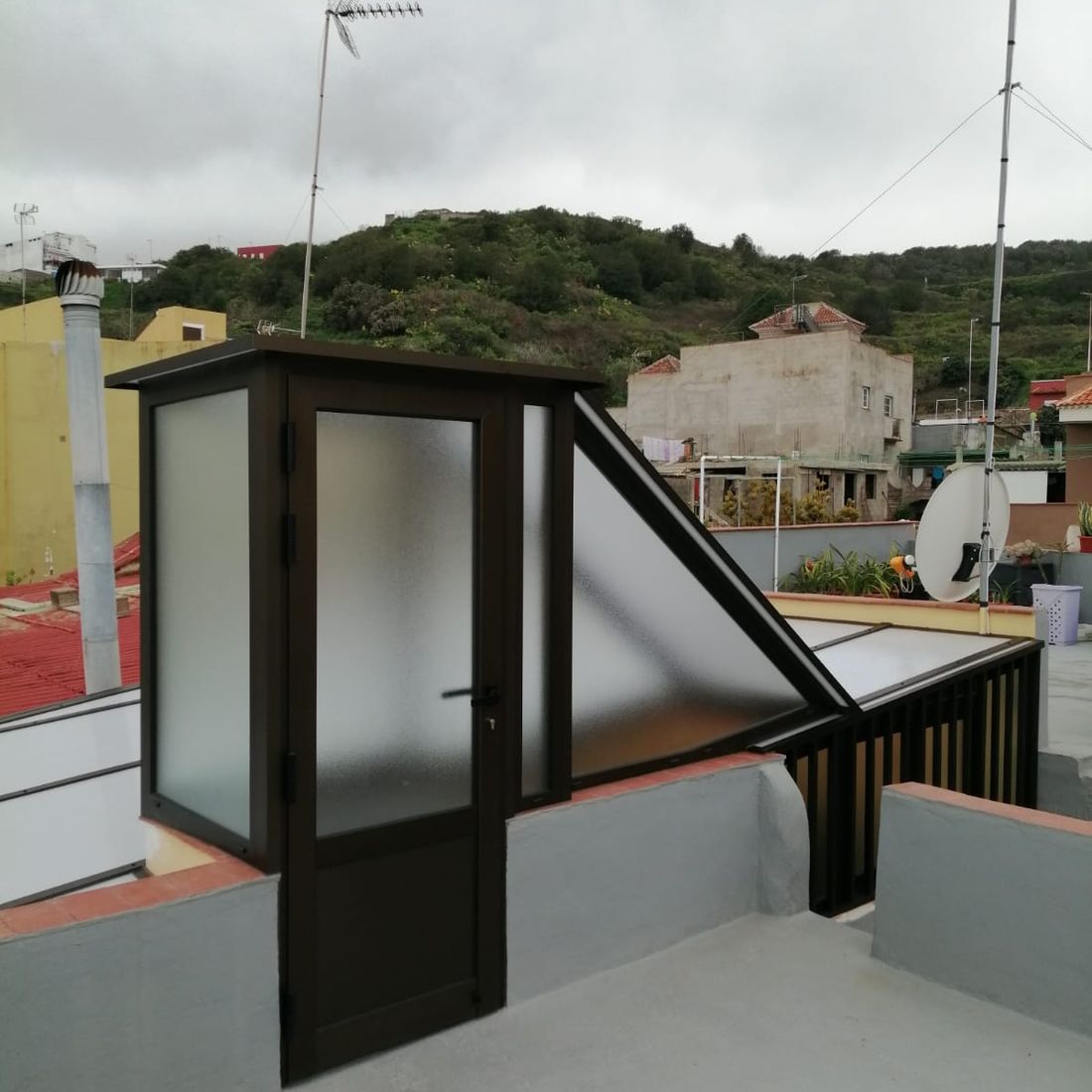 Cristalería Arona cerramientos de aluminio 9