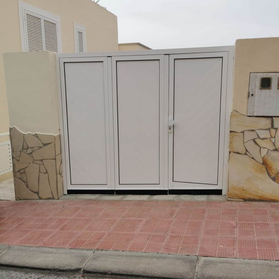 Cristalería Arona puertas y ventanas 1