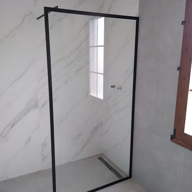 Cristalería Arona mamparas de baño 10